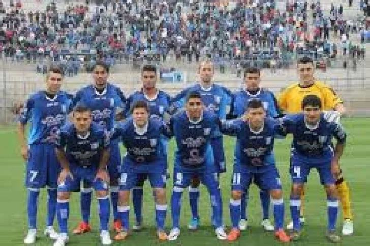 Unión no para de ganar y es líder del Clausura