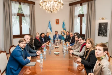 Orrego recibió a gobernadores en la antesala de la II Conferencia Internacional Argentina Cobre 2025 Orrego recibió a gobernadores en la antesala de la II Conferencia Internacional Argentina Cobre 2025