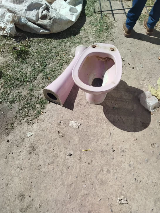 Sorprendieron a dos jóvenes con elementos robados y terminaron detenidos Sorprendieron a dos jóvenes con elementos robados y terminaron detenidos