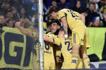 Boca cortó la racha negativa con una goleada frente a Independiente Rivadavia Boca cortó la racha negativa con una goleada frente a Independiente Rivadavia