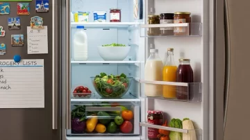 Los cinco alimentos que no deben guardarse en la puerta de la heladera Los cinco alimentos que no deben guardarse en la puerta de la heladera