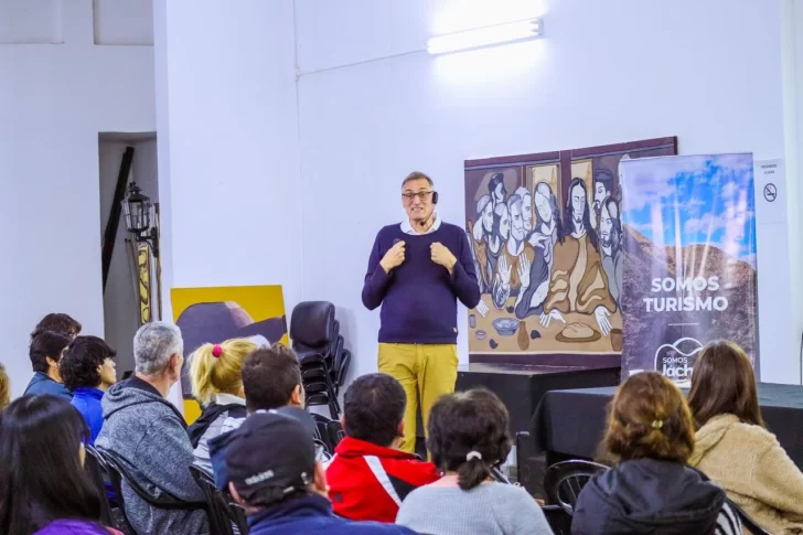 conferencia-del-Dr.-Werner-Arnolds-en-Jachal-728x485 conferencia-del-Dr.-Werner-Arnolds-en-Jachal-728x485