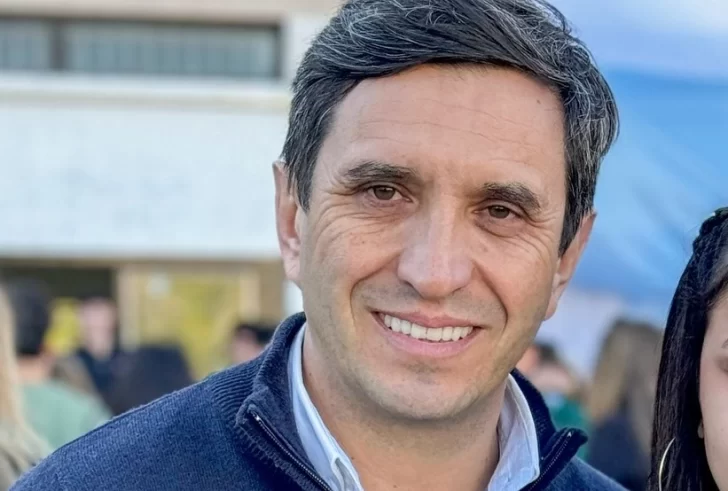 Andino reconoció que buscará un acercamiento político con Gioja, aunque dijo que tiene una “muy buena relación” Andino reconoció que buscará un acercamiento político con Gioja, aunque dijo que tiene una “muy buena relación”