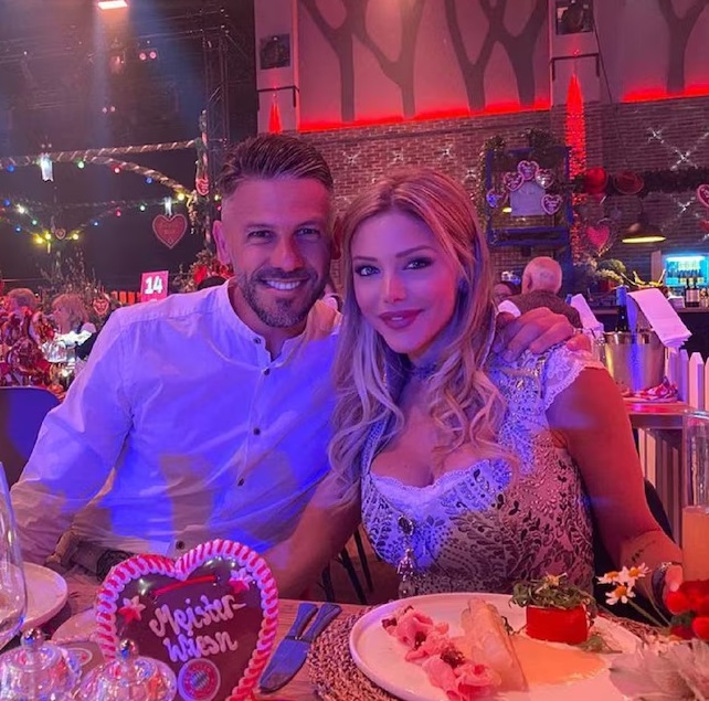 Las exorbitantes cifras del divorcio millonario entre Evangelina Anderson y Martín Demichelis Las exorbitantes cifras del divorcio millonario entre Evangelina Anderson y Martín Demichelis