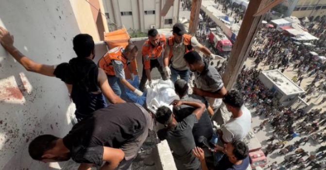 Israel bombardeó un hospital de Gaza y dejó 19 muertos Israel bombardeó un hospital de Gaza y dejó 19 muertos