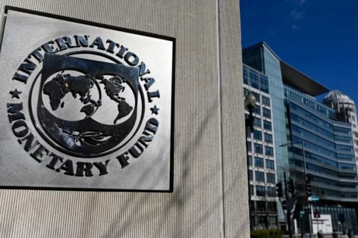 Un informe del FMI recortó la proyección de crecimiento para la Argentina en los próximos meses