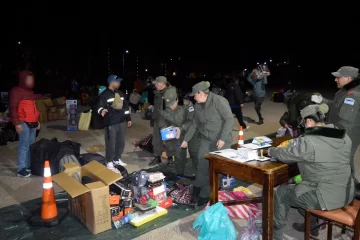 Interceptan en San Juan un tour de compras con mercadería ilegal valuada en más de $37 millones Interceptan en San Juan un tour de compras con mercadería ilegal valuada en más de $37 millones