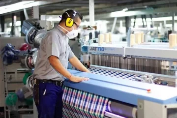Industria textil en crisis: empresarios denuncian desplome del consumo