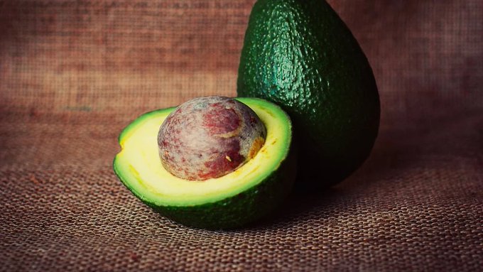 Por qué aconsejan mezclar el carozo de la palta con shampoo y qué beneficio tiene Por qué aconsejan mezclar el carozo de la palta con shampoo y qué beneficio tiene