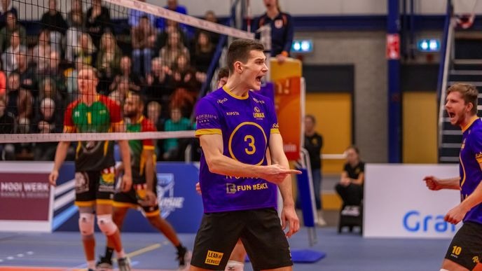 UPCN incorporó al receptor alemán Leon Meier: el perfil del gigante de 2,04 metros UPCN incorporó al receptor alemán Leon Meier: el perfil del gigante de 2,04 metros