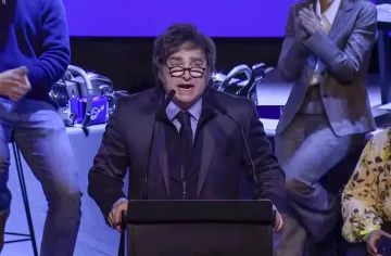 Milei acusó al kirchnerismo de dedicarse “a sembrar caos”: “Nada nos va a asustar”