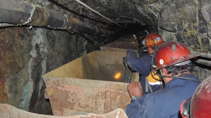 En Bolivia, cinco mineros murieron sepultados por un derrumbe En Bolivia, cinco mineros murieron sepultados por un derrumbe