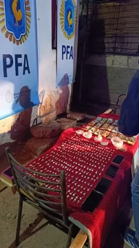 Megaoperativo de la Policía Federal: secuestraron cocaína, marihuana y más de $200 mil Megaoperativo de la Policía Federal: secuestraron cocaína, marihuana y más de $200 mil