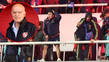 El presidente de Independiente cargó contra los hinchas de la Universidad de Chile: “Un público desquiciado” El presidente de Independiente cargó contra los hinchas de la Universidad de Chile: “Un público desquiciado”