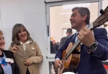 El aro aro de Orrego que entusiasmó a las maestras: “Ayer pasé por su casa…”