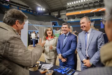 Orrego recorrió la muestra con la oferta académica de Educación Superior Orrego recorrió la muestra con la oferta académica de Educación Superior