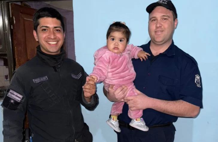 Dos policías le salvaron la vida a una beba de 9 meses en Albardón