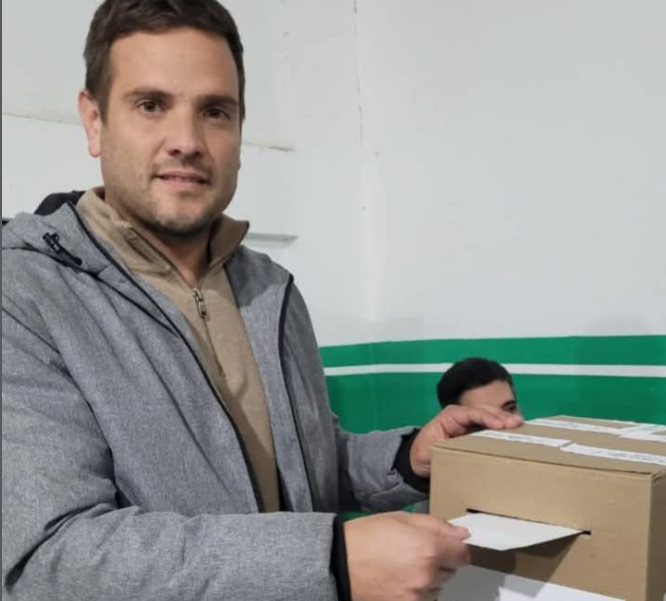 Sassul-Sánchez y los ídolos del club, ganaron con ventaja y serán quienes manejen el destino de Desamparados Sassul-Sánchez y los ídolos del club, ganaron con ventaja y serán quienes manejen el destino de Desamparados