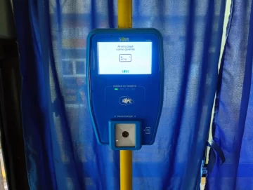 RedTu­lum: empezó la colocación de los lectores para abonar con otros medios de pago, además de la SUBE