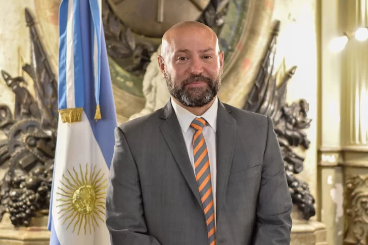 Allanaron la Agencia de Discapacidad y la droguería Suizo Argentino en la investigación de pedido de coimas