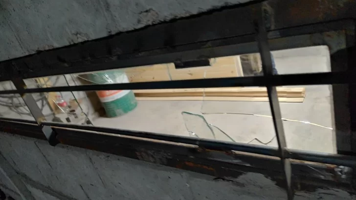 Lo detuvieron cuando intentaba entrar por el techo a una casa en Médano de Oro Lo detuvieron cuando intentaba entrar por el techo a una casa en Médano de Oro