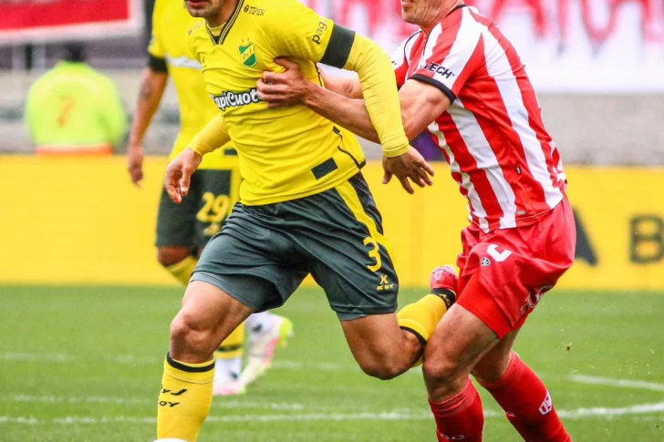 Barracas Central no afloja en la punta