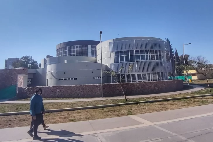 Desde la otra semana redefinirán qué podrá ver el público en el museo de dinosaurios