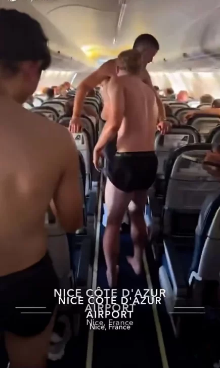 1c46ed8b-667f-41e2-bbcc-0add6bb2e09f-435x728