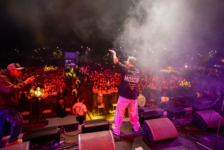 Las imperdibles imágenes de las bandas que actuaron en la FestiJoven