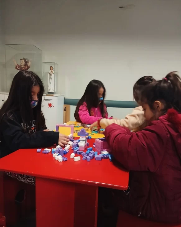 488774755_18399166918103943_1437958406318726810_n-582x728