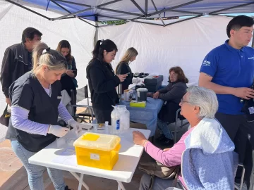 Rivadavia refuerza el servicio de salud con operativos fijos y campañas itinerantes que ofrecen atención y asesoramiento gratuitos