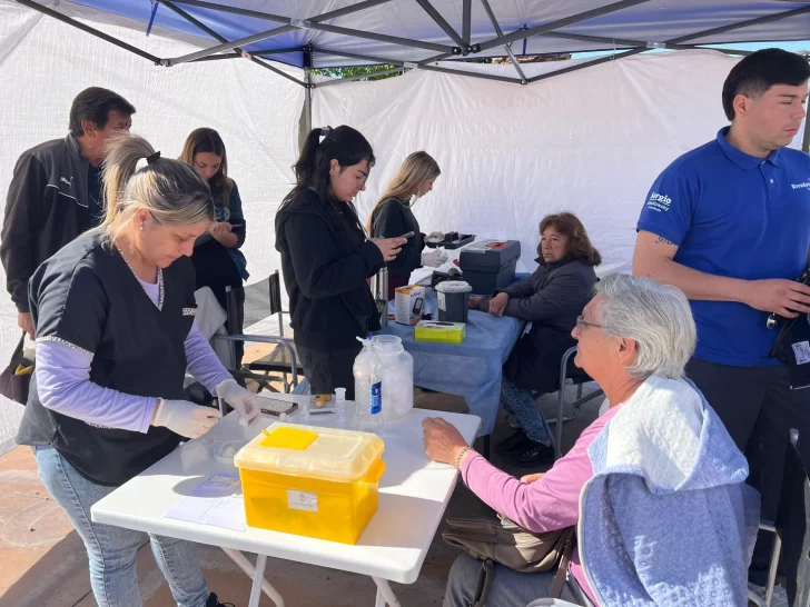 Rivadavia refuerza el servicio de salud con operativos fijos y campañas itinerantes que ofrecen atención y asesoramiento gratuitos