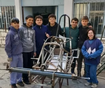 La Escuela Boero se prepara para competir en el Campeonato Argentino de Autos Eléctricos La Escuela Boero se prepara para competir en el Campeonato Argentino de Autos Eléctricos