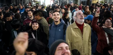 7SAOBfHsv_1256x620__1-728x359