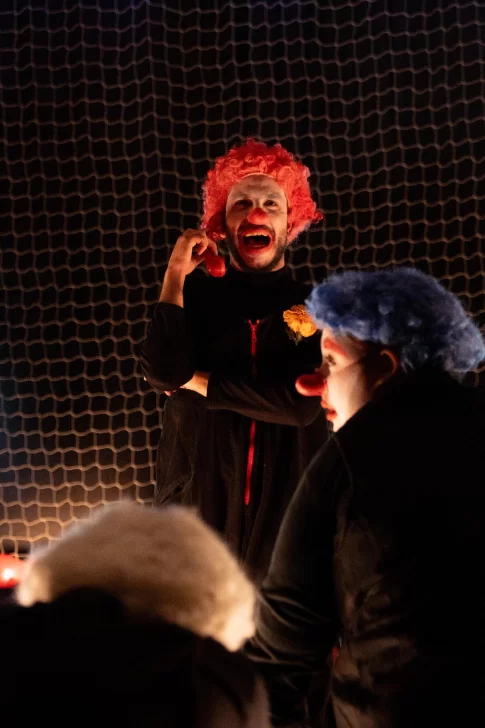 8efb4a8e-e00d-4a0a-89fa-984ea7a306f1-485x728