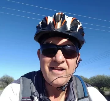 Ciclista muerto en Ullum: su familia asegura que le robaron en el accidente y buscan recuperar el celular Ciclista muerto en Ullum: su familia asegura que le robaron en el accidente y buscan recuperar el celular