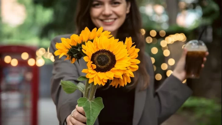 ¿Por qué se regalan flores amarillas el 21 de septiembre y qué significa? ¿Por qué se regalan flores amarillas el 21 de septiembre y qué significa?