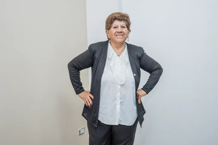 Adela-Castro-728x485