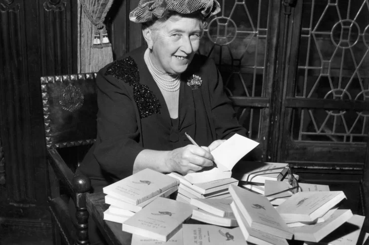 La “reina del crimen” sigue siendo la consagrada Agatha Christie