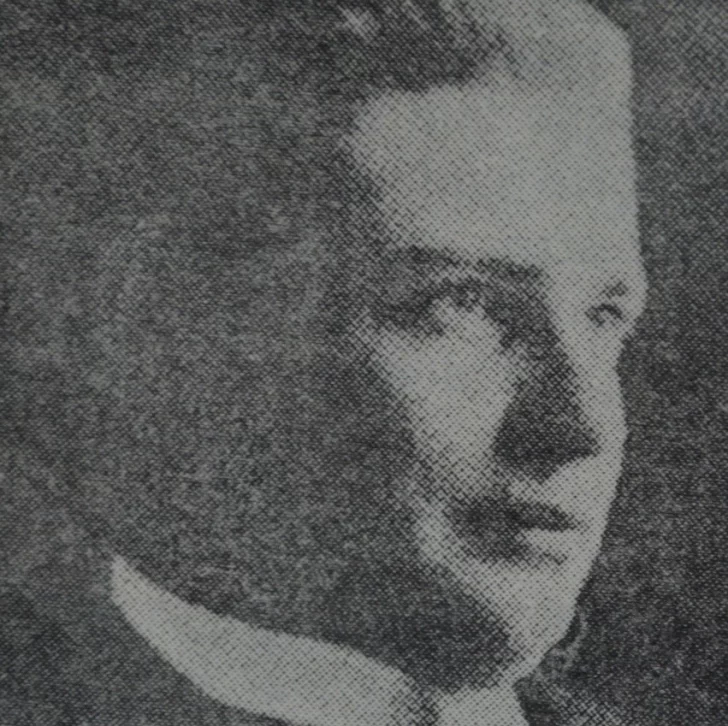 DCC020925-023F01-728x726