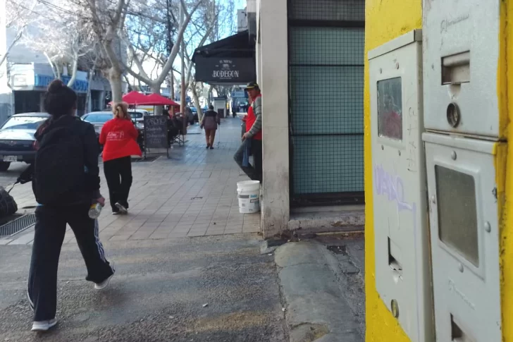 Planean cambiar los medidores de luz por aparatos inteligentes