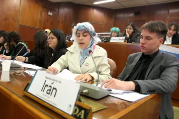 DCC060925-003F10-728x483