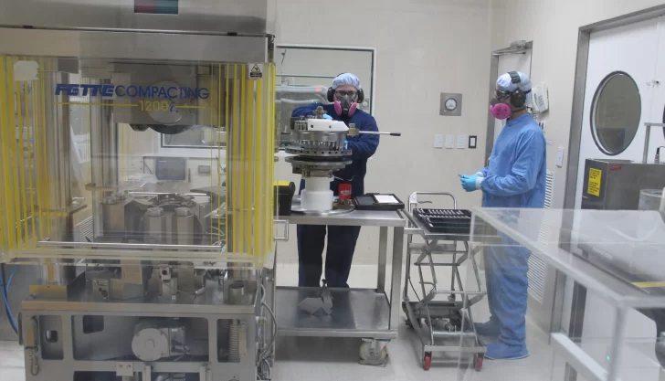 DCC070925-003F09-728x417