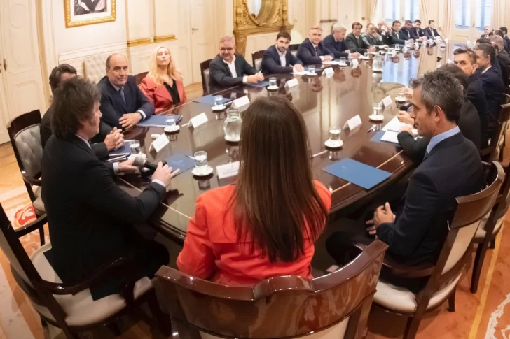 Luego de perder en Buenos Aires, Milei dialogará con los gobernadores