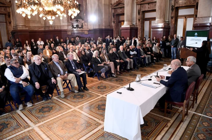 Nación destaca el fuerte aporte de la minería y respalda el cobre Nación destaca el fuerte aporte de la minería y respalda el cobre