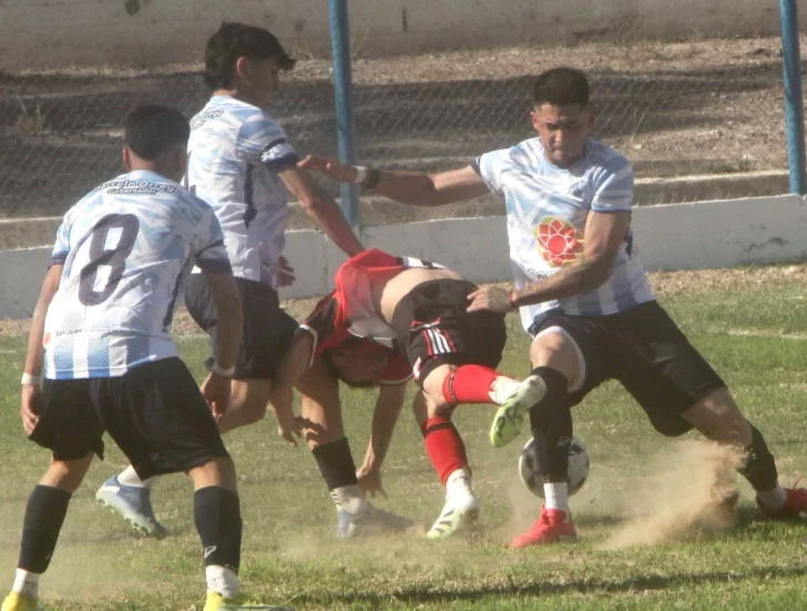 DCC110925-023F04-728x551