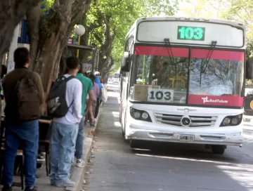 DCC120925-002F07-728x549