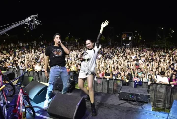 DCC140925-002F07-728x491