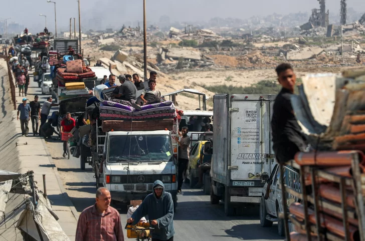 Israel empezó la ofensiva terrestre y acorrala a Gaza