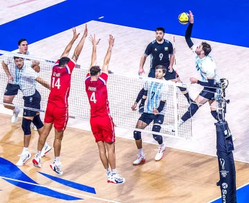 Argentina bajó a Francia y ahora va contra Italia